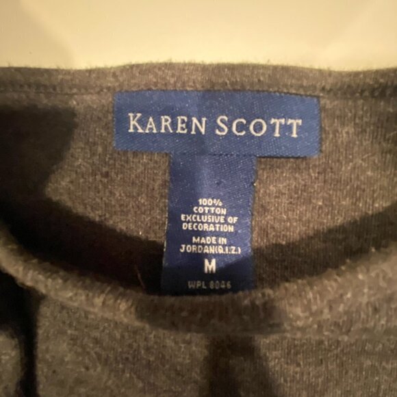 Karen Scott Gray Pullover Shirt with Rhinestone Reindeer Size Medium - Picture 5 of 5